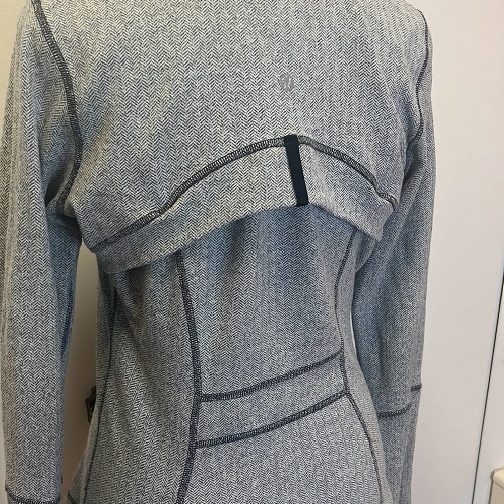 Lululemon divine jacket herringbone 8 - Picture 12 of 12